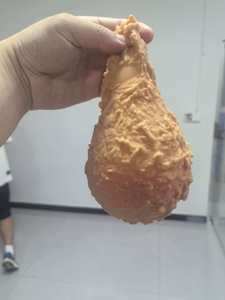 ของเล่นบีบไก่ทอดจำลอง ขนาดใหญ่พิเศษ บีบแล้วคืนตัวช้า บรรเทาความเครียด ของเล่นสร้างสรรค์ ช่วยระบายอารมณ์ - Product Image 3
