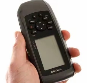 GPS Garmin 73 pour bateaux et voiliers, GPS haute sensibilité, marque et enregistre 1000 points de repère et 100 tracés - Product Image 3