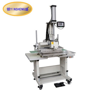 Machine à coudre programmable à point noué à aiguille unique, utilisée pour les appuie-têtes lombaires, les housses d'appuie-tête et les lits pour chiens - Product Image 4
