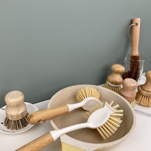 Juego de Cepillos de Cocina OEM con Mango de Bambú y Cerdas de Fibra de Coco, Juego de Cepillos para Limpiar Verduras, Botellas de Agua, Platos y Ollas - Product Image 3