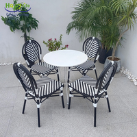 Chaise en rotin avec cadre en aluminium moderne Happy Life, résistante à l'eau, empilable, pour jardin, école, parc