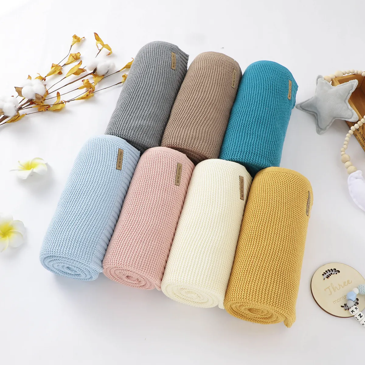 Free Sample 2021 Hot Sales Pink Double Layer Knitted Baby Swaddle Waffle Fleece Organic Cotton Knitted Blanket With Sherpa Wool