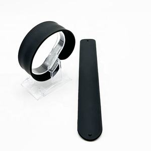 中国のメーカー大人のエクストラロングシリコンリストバンドフレキシブルスナップラバーリストバンドスラップブレスレット子供用 - Product Image 5