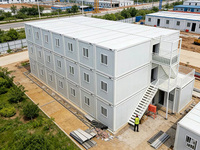 Maison préfabriquée économique, installation rapide, portable, écologique, prête pour l'énergie solaire