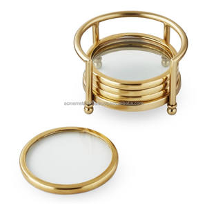 Juego de 4 Posavasos de Metal Chapados en Oro con un Elegante Diseño Multiusos, Perfectos para una Decoración de Mesa Elegante en India - Product Image 1