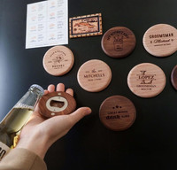 Décapsuleur magnétique et sous-verre décoratifs personnalisés, durables, en gros, pour bière, soda, bar, mariage, fête – Vente chaude