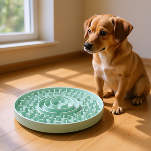 Trixie Lick Tray 15 cm para perros, comedero lento para mascotas - Product Image 3