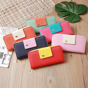 Cartera de Mano Larga de Cuero de Lujo con Logotipo Personalizado de Marca, Color <span class=keywords><strong>Violeta</strong></span>, con Cierre, Impermeable, con Patrón de Letras de Poliéster para Dinero en Efectivo y Móvil - Product Image 2