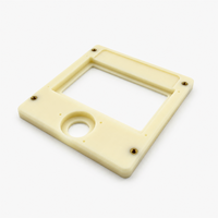 Fabricant de pièces OEM personnalisées en laiton, plaques de couverture de panneau en plastique ABS beige usinées CNC, inserts en laiton