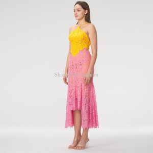 เดรสยาวลำลองแฟชั่นใหม่สำหรับผู้หญิง ฤดูร้อน สายเดี่ยว ดีไซน์หรูหรา แต่งผ้าลูกไม้ลายดอกไม้ ระบายอากาศได้ดี แขนกุด เซ็กซี่ - Product Image 2