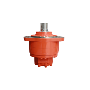 Moteur hydraulique à pistons radiaux 05 avec une cylindrée de 380-820 cm³, un couple de 3320 N.m et une vitesse de 160 tr/min - Product Image 1