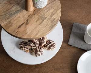 Modern 2 Katlı Yuvarlak Masif 12 X 12 X 15 Doğal Ahşap Beyaz Mermer Dekoratif Servis Sunum Standı - Product Image 3