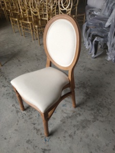 <span class=keywords><strong>Chaise</strong></span> <span class=keywords><strong>de</strong></span> banquet <span class=keywords><strong>de</strong></span> mariage française <span class=keywords><strong>Louis</strong></span> <span class=keywords><strong>XVI</strong></span> en résine PP empilable pour restaurant, vente en gros d'usine, dossier rond, vintage, plastique - Product Image 1
