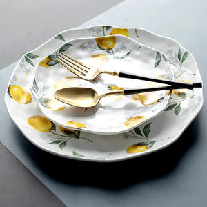 Assiettes en céramique en forme de citron, style européen, irrégulières, créatives, pour desserts domestiques, vente en gros - Product Image 4