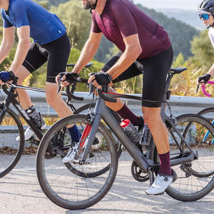 Guantes Deportivos Transpirables de Medio Dedo para Hombre y Mujer, de Cuero, para Gimnasio, Fisicoculturismo, Entrenamiento, Antideslizantes, para Ciclismo al Aire Libre - Product Image 3