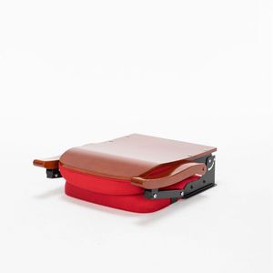 เก้าอี้พับหุ้มเบาะสีแดงพร้อมที่วางแขนสำหรับหอประชุม - Product Image 1
