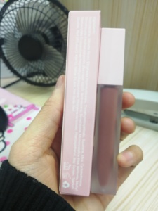 Grosir vendor kosmetik lipgloss label pribadi tanpa logo lipgloss bening tahan air tahan lama - Product Image 6