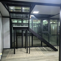 Maison mobile en acier coloré avec escalier, système d'électricité et d'assainissement, maison préfabriquée de 20 pieds, appartement miniature à 2 étages