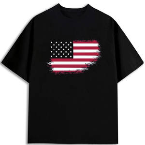 Camiseta de Hombre con Bandera Americana, Fabricada en EE. UU., 100% Algodón, 180 g/m², Cuello Redondo, Corte Regular, Modelo MBT-1557344471 - Product Image 1
