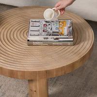 80X36CM Petite table basse sculptée avec des anneaux en bois massif dans le salon et une table basse devant le canapé