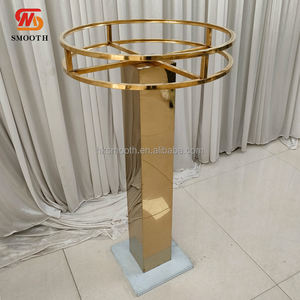 SMOOTH - Centro de Mesa Colgante de Acrílico con Cuentas de Cristal y Base Circular de Metal Dorado con Flores, Ideal para Bodas - Product Image 5
