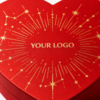 Caja de Regalo de Lujo en Forma de Corazón Rojo al por Mayor OEM, Logotipo Personalizado, Diseño Estrellado con Estampado Dorado, Empaque para Chocolate de San Valentín
