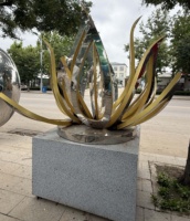 Sculpture de fleur de lotus en acier inoxydable de grande taille de haute qualité, technique de soudage, polissage miroir, décoration d'art de jardin en plein air