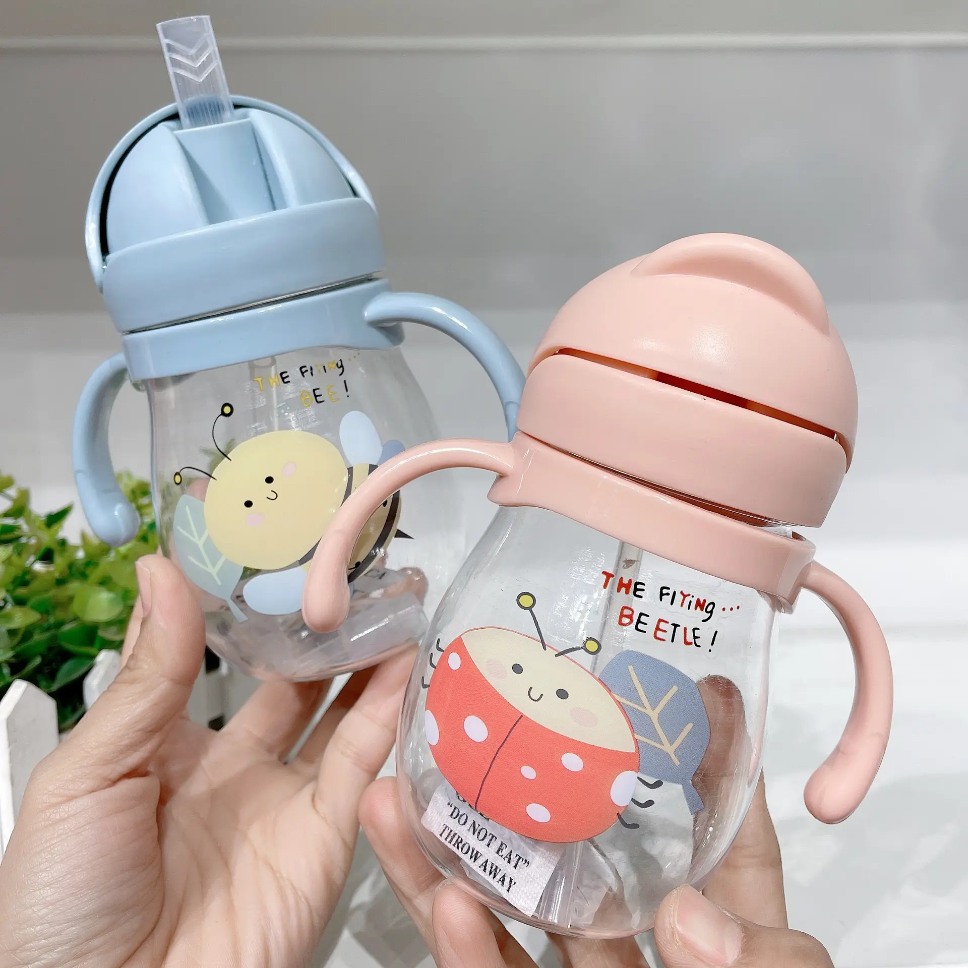 baby sippy cup Cartoon water cup kids kettle baby drink V handle leakproof choke proof water bottle for kids