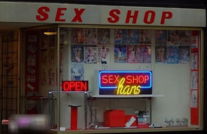 2024 ตู้หยอดเหรียญที่ไม่ซ้ําใครผลิตภัณฑ์สําหรับผู้หญิงเครื่องจําหน่ายผ้าทิชชู่ Tampon - Product Image 4