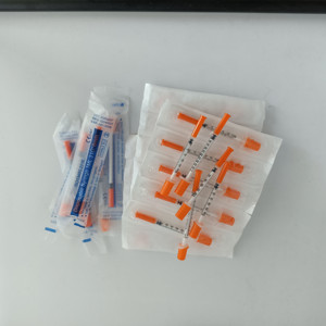 <span class=keywords><strong>Jeringa</strong></span> <span class=keywords><strong>de</strong></span> <span class=keywords><strong>Insulina</strong></span> Desechable Veterinaria, 30U 50U, Estéril para Diabéticos, 1ml, Jeringas en Caja, 31g, <span class=keywords><strong>100</strong></span> <span class=keywords><strong>Unidades</strong></span>, 6mm - Product Image 1