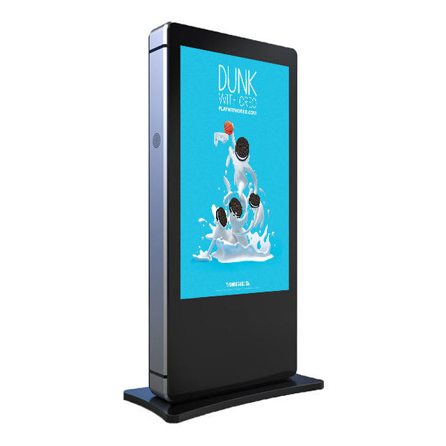 86 Inch Outdoor IP55 Waterproof Sunlight Readable 1500nits High Bright Vertical LCD Advertising Display
