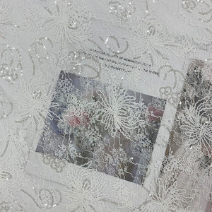Tissu en dentelle brodée à la main, <span class=keywords><strong>blanc</strong></span>, à cordon, en maille transparente, motif floral, pour robe de mariée, lingerie <span class=keywords><strong>et</strong></span> vêtement - Product Image 1