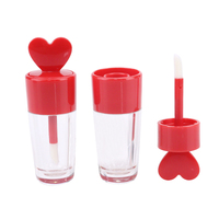 Tube cosmétique vide pour brillant à lèvres et rouge à lèvres, en plastique, en forme de cœur rouge, imprimé couleur personnalisée, 4 ml