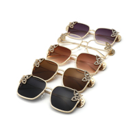 Lunettes de soleil papillon surdimensionnées en gros pour femmes, monture métallique tendance de haute qualité, lunettes de soleil étoile triangulaire, Gafas De Sol
