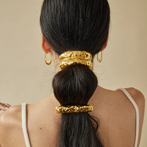 G3101 Acero inoxidable 18K Chapado en oro Grueso Semicircular Negro Elástico Cordón de goma Banda Scrunchies Oro Lazos para el cabello para niñas - Product Image 2