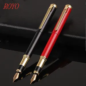 钢笔与自定义标志着着名的品牌金属钢笔与精细的笔尖