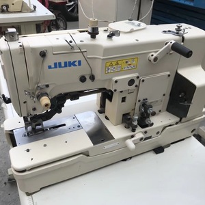 Máquina de coser recta mecánica Juki 781 de uso pesado, máquina de coser ojales mecánica de cabezal plano - Product Image 4