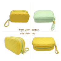 Mode Logo personnalisé grande capacité Silicone maquillage cosmétique porte-monnaie pochette sacs étanche voyage maison stockage décor femmes