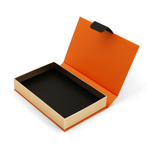 Boîte cadeau de luxe en carton rigide avec <span class=keywords><strong>rabat</strong></span> magnétique, logo personnalisé imprimé en relief, style livre, doublure en éponge - Product Image 1