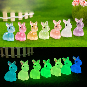 Micro paysage résine artisanat mignon dessin animé lapin Animal fille coeur lumineux idées cadeaux de noël artisanat en gros - Product Image 2