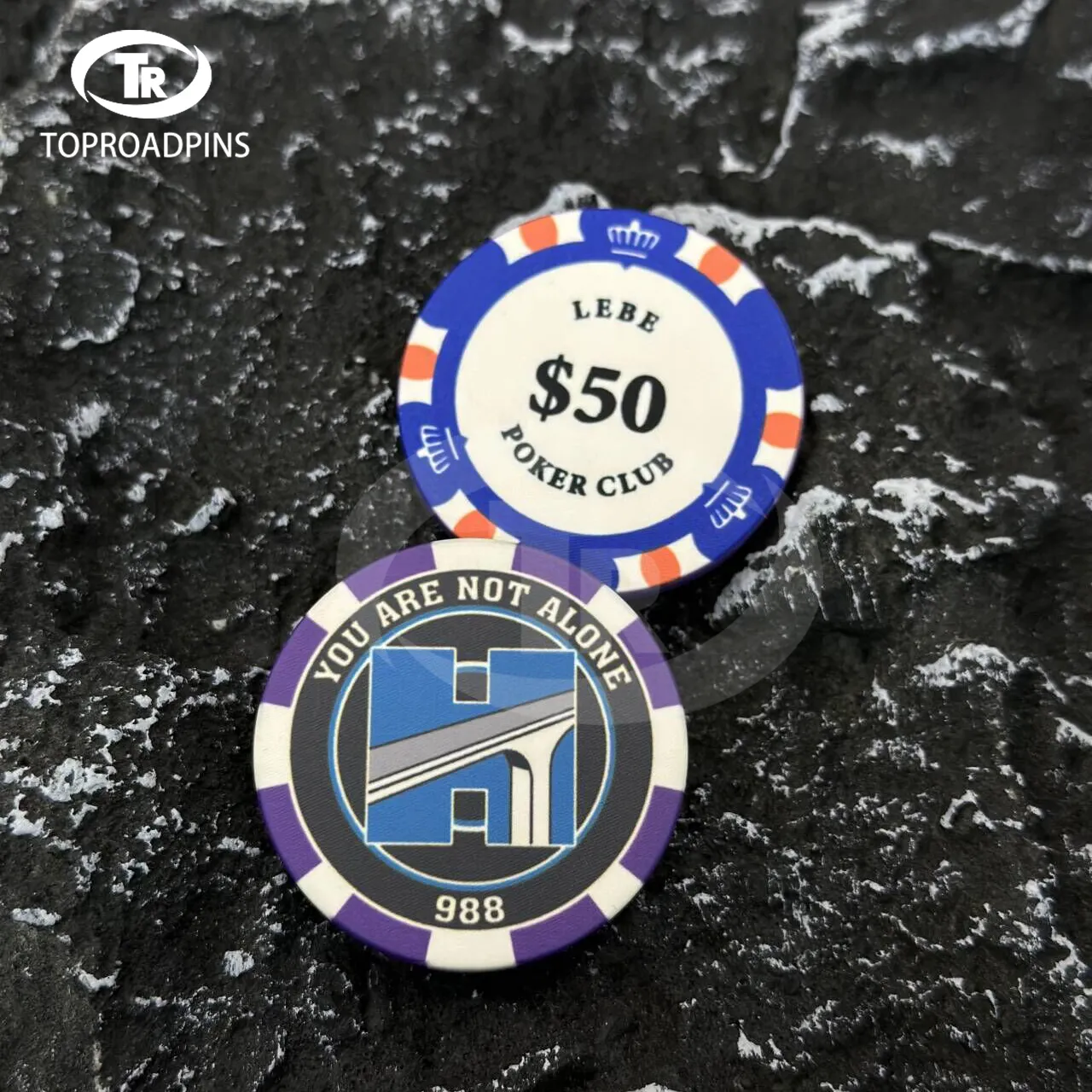 Free design and sample 10g ceramic poker chips tournament 39mm custom logo from China manufacturers for casino poker game