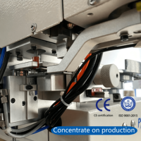 Machine à coudre automatique informatisée B988-438D à grande vitesse, point noué, une aiguille, alimentation servo pour la fabrication de vêtements