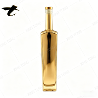 Vente en gros de bouteilles de whisky, de vin, de liqueur, de vodka et de spiritueux en verre cristallin plat électro-plaqué de 500 ml avec bouchon en liège, couleurs personnalisées