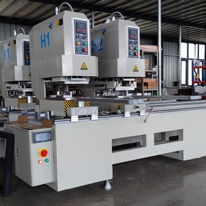 Machine à souder sans soudure de type H à <span class=keywords><strong>double</strong></span> tête avec moteur PLC haute précision pour le soudage des cadres de portes et fenêtres en <span class=keywords><strong>PVC</strong></span>/UPVC - Product Image 5
