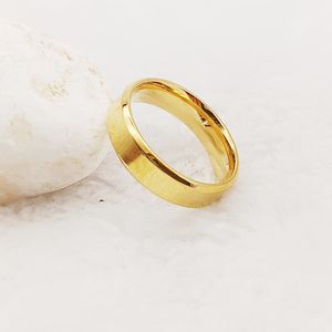 Classique Self-Style Plat Polissage En Acier Inoxydable Doré Bagues De Fiançailles De Mariage Couples Alliances pour Hommes et Femmes - Product Image 4