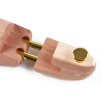 Calzador de madera de cedro rojo americano personalizado, ajustable, de color natural brillante, con logotipo grabado a láser.