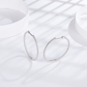 Aros Redondos de Silicona con Moissanita de Alta Calidad, Forma de Cara, Unisex - Product Image 1