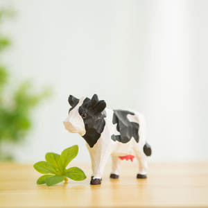 Su misura in <span class=keywords><strong>legno</strong></span> dipinto decorazione <span class=keywords><strong>per</strong></span> esterni <span class=keywords><strong>scultura</strong></span> di <span class=keywords><strong>legno</strong></span> mucca bambino cognitivo simulazione animale fattoria mucca modello <span class=keywords><strong>per</strong></span> la <span class=keywords><strong>vendita</strong></span> - Product Image 4
