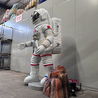 Modèle d'animatronique d'astronaute personnalisé pour intérieur, construction métallique pour parcs à thème, centres commerciaux, parcs d'aventure et aires de jeux publiques
