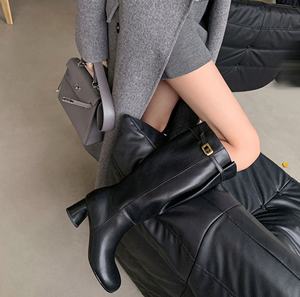 Designer Cow Leather Women's Chelsea Boots with Pointed Zipper Closure Height Increased Autumn Winter Western Shoes - Product Image 6